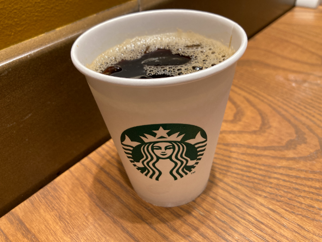 マコなり社長 スターバックス ドリップアイスコーヒー