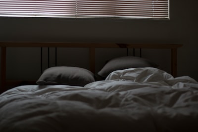 ホリエモンの睡眠アプリ活用と環境づくり！8時間睡眠が話題になった理由を解説